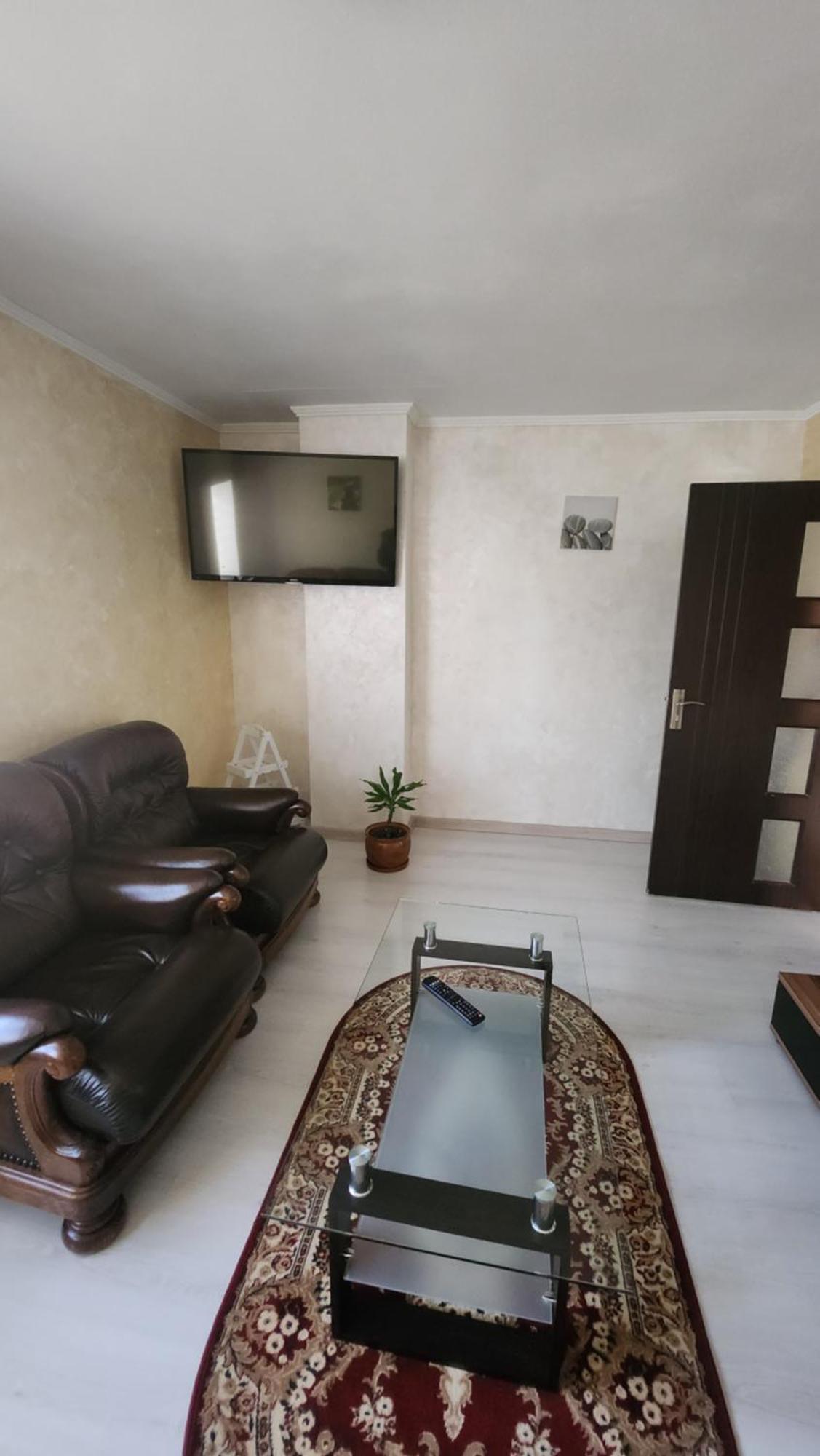 Guest House Тыргу-Жиу Экстерьер фото